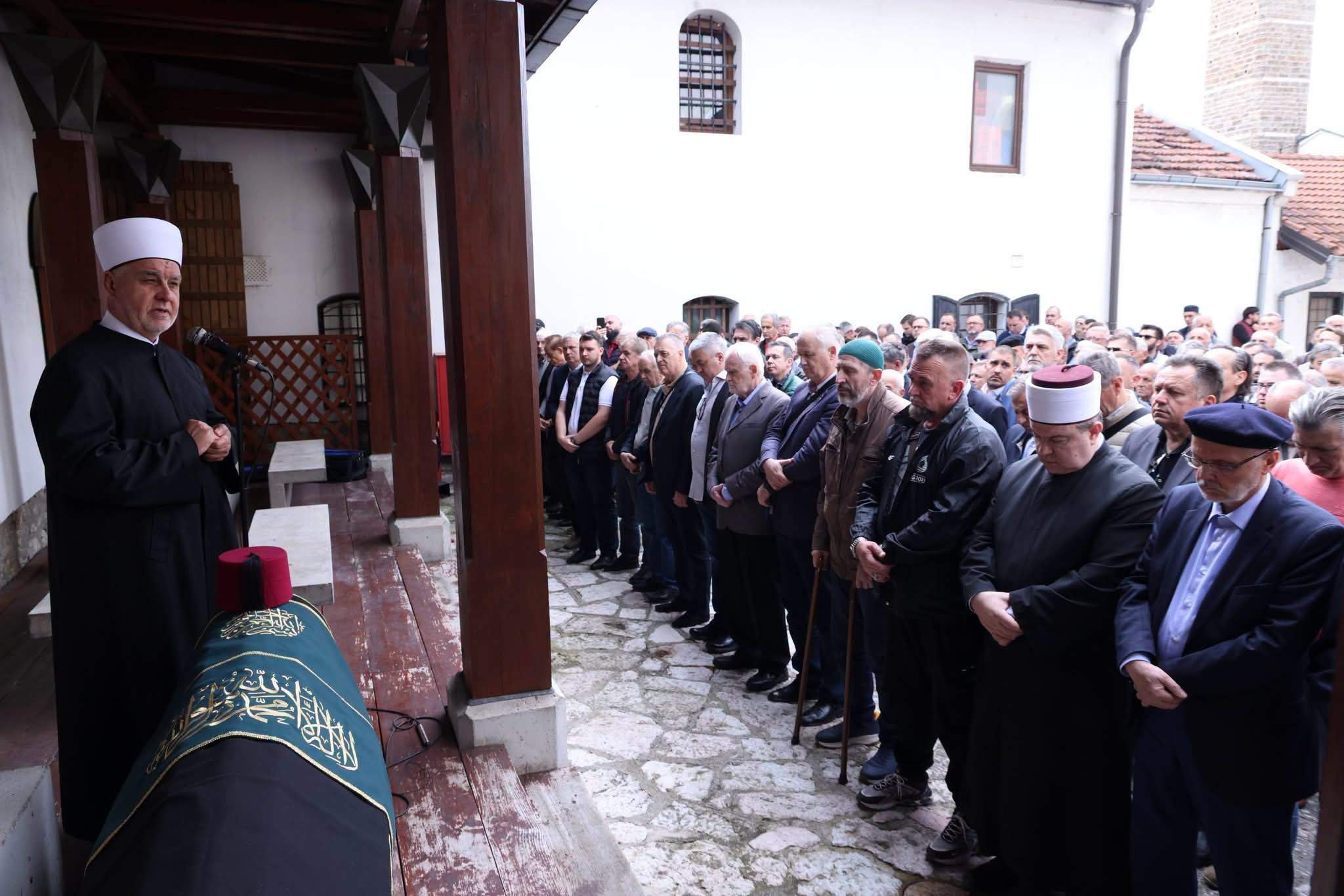 Kecmanović: Rahmetli general Halid-beg Čengić i sin mu „naš Hasan“