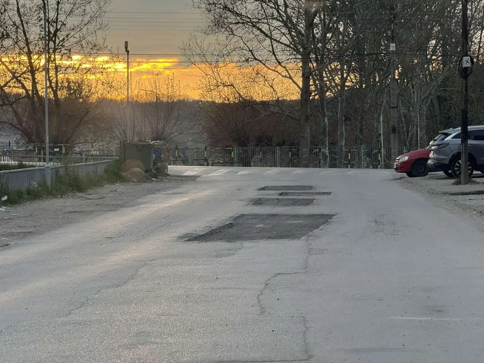 Vozite oprezno, otvorene rupe u Omladinskoj