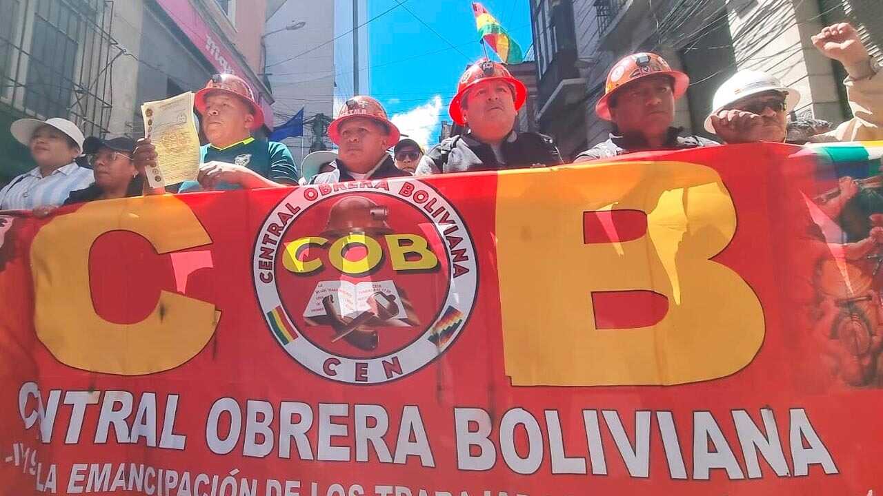 COB pide incremento salarial del 20% y la instalación de mesas de trabajo