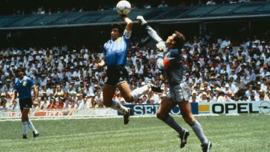 Argentina and England renew fierce World Cup rivalry in semi-final