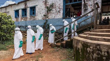 Ebola outbreak grows to 900 suspected cases – WHO