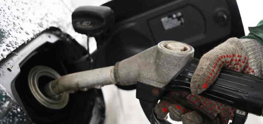 U Ukrajini sprovedene racije zbog prodaje razblaženog benzina