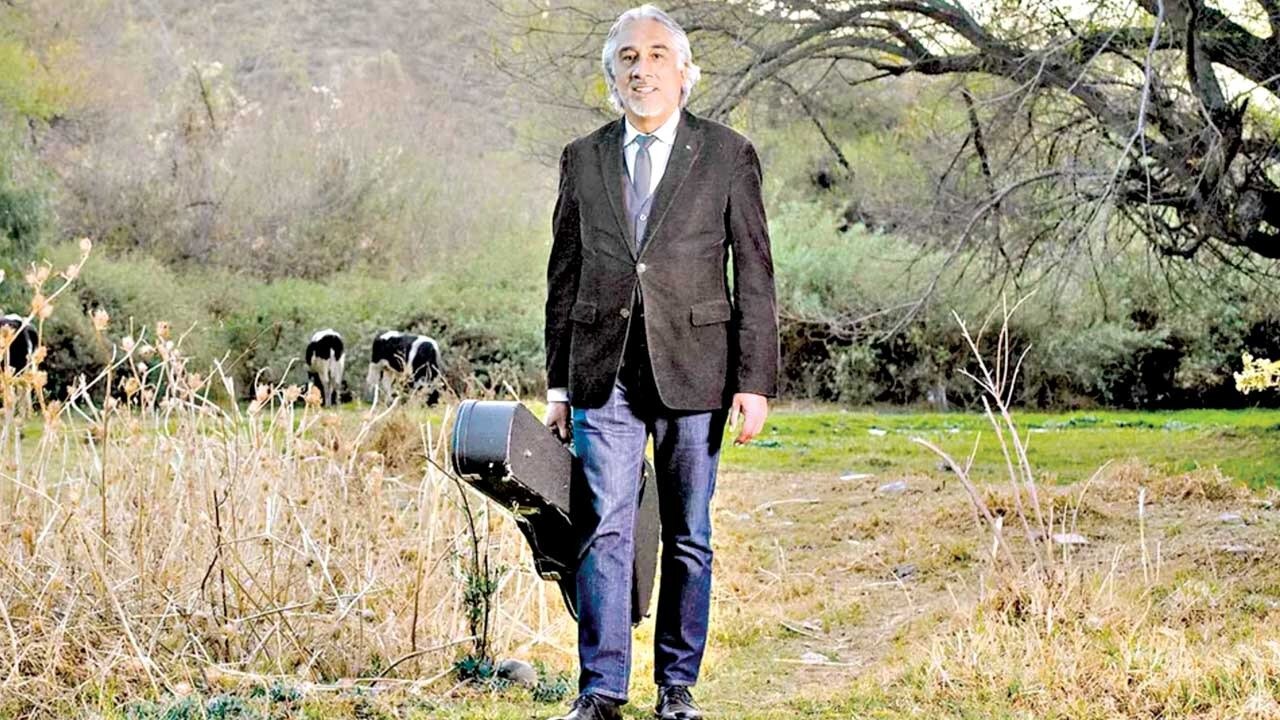 Willy Claure celebra 50 años de música y reafirma que la cueca es el alma de Bolivia