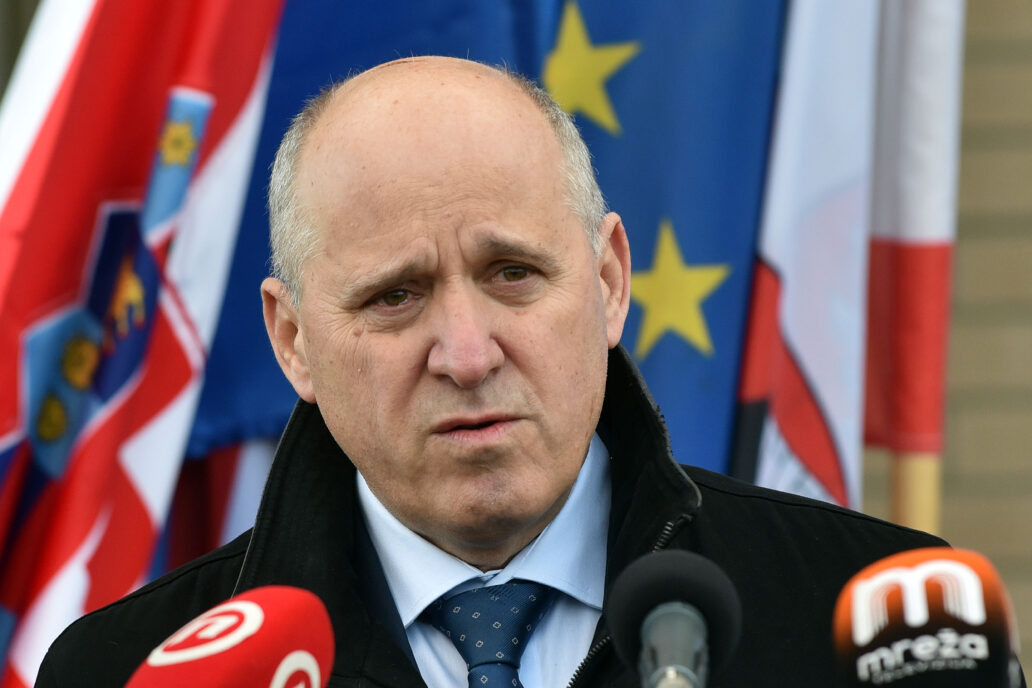 Bačić: Opasni otpad iz Gospića izvozit će se iz Hrvatske, sanacija nakon 25. kolovoza