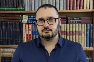 Povereniku NPS u Aleksincu namerno izbušene gume na automobilu