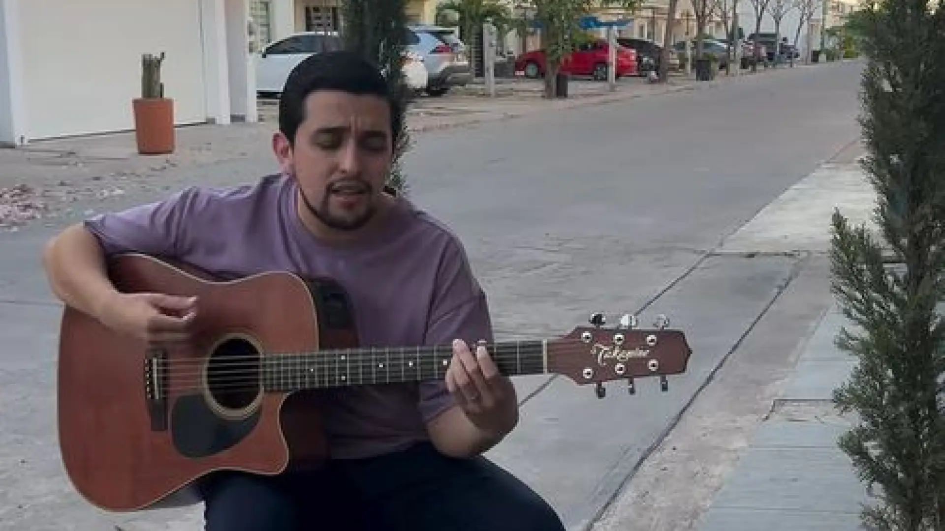  Asesinan a balazos al cantante Adán R. en Sinaloa 