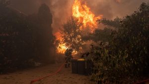 Hiljade ljudi evakuisane iz Francuske i blizu Madrida zbog širenja požara
