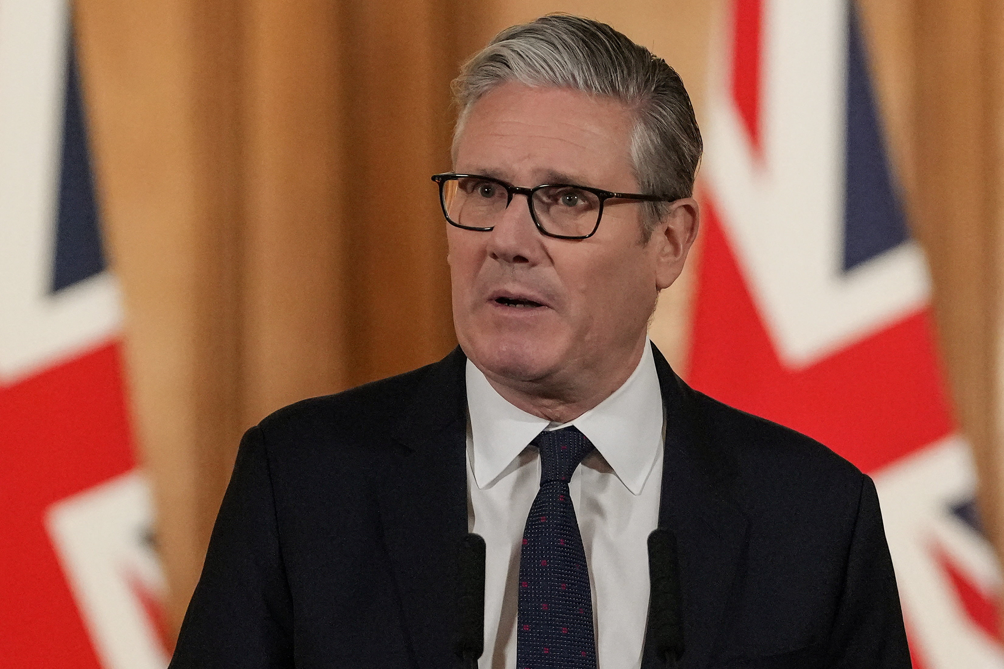 Britain to introduce legislation to ban under-16s on social media, Starmer says