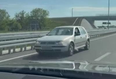 "Narod je poludeo" Vožnja u suprotnom smeru zabeležena i kod Požarevca: Snimak izazvao lavinu komentara (VIDEO)