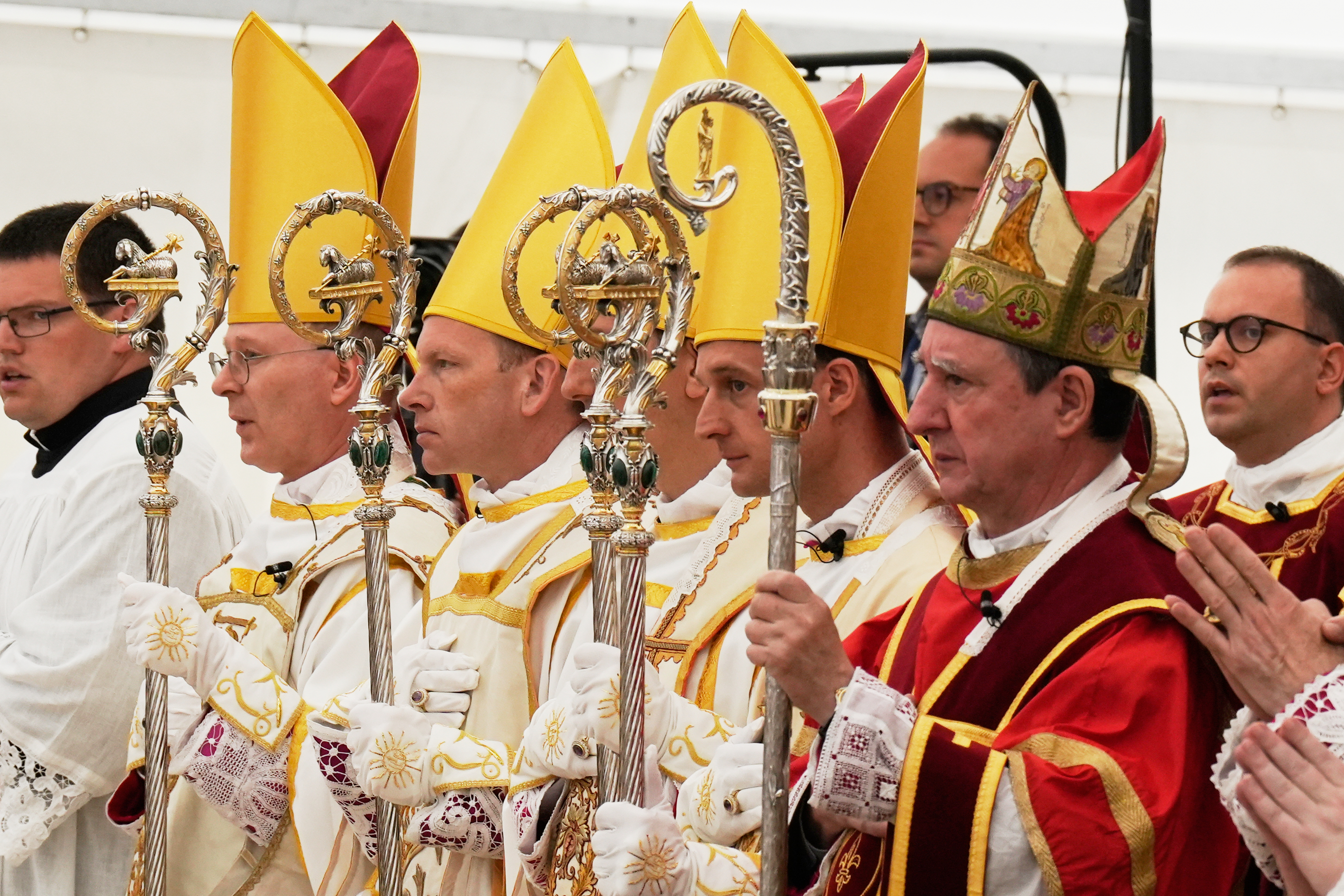 Pope Leo draws hard line on breakaway traditionalists, but it could get messy