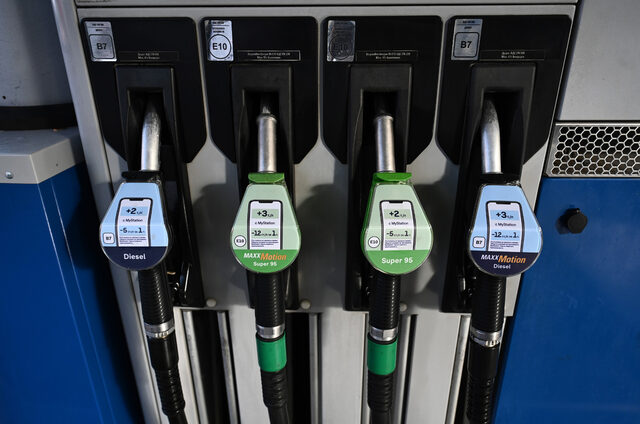 Бизнес закуска: 🥐 ПП и ДБ ще са две групи в парламента; Инфлацията скочи; Фалстарт за фонда за саниране