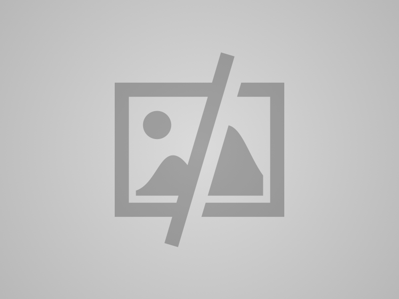 Trump znova nad papeža, oster tudi JD Vance: 'Bog je bil na strani ZDA'