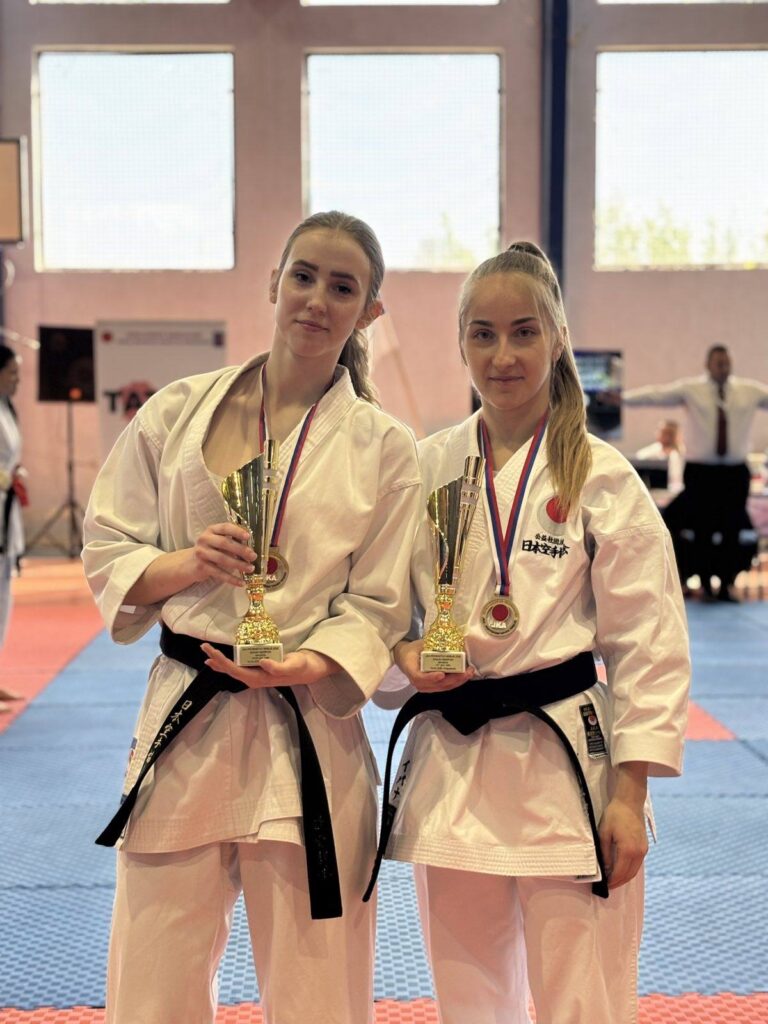 Karate klub Bečej uspešan na Otvorenom prvenstvu Srbije u Kragujevcu