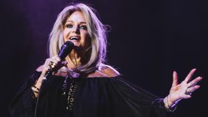Pomračenje Sunca vratilo vanvremenski hit Boni Tajler među najslušanije pesme
